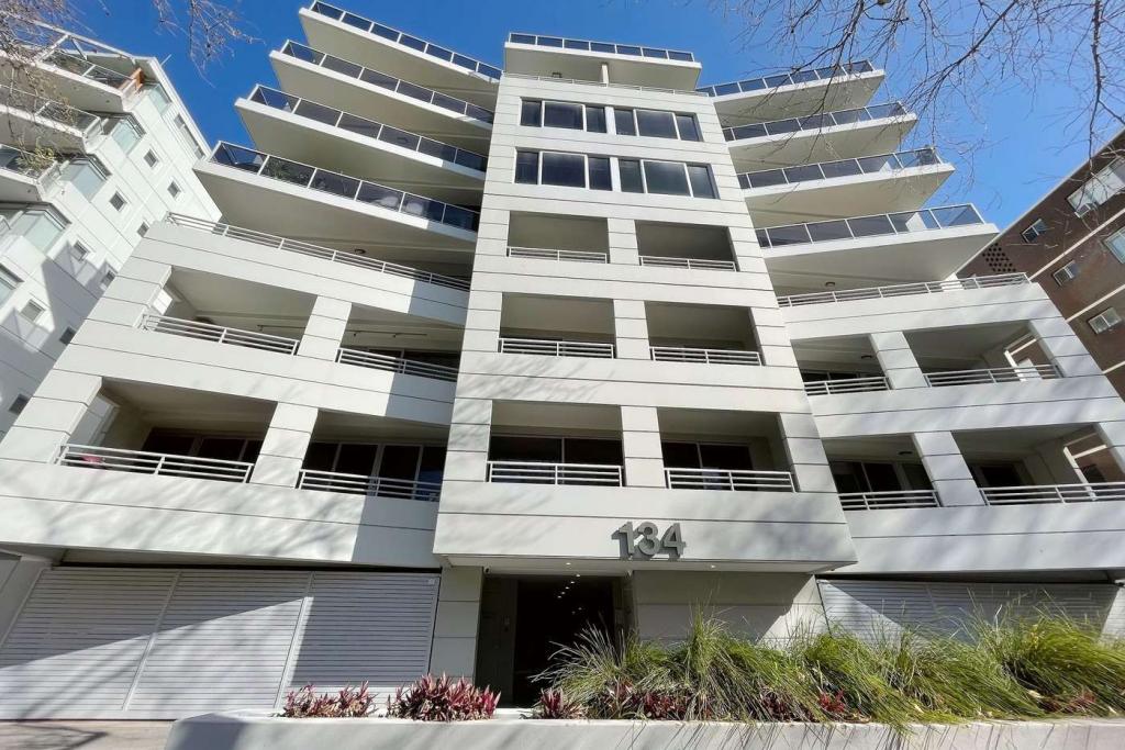 18/134 Mounts Bay Rd, Perth, WA 6000