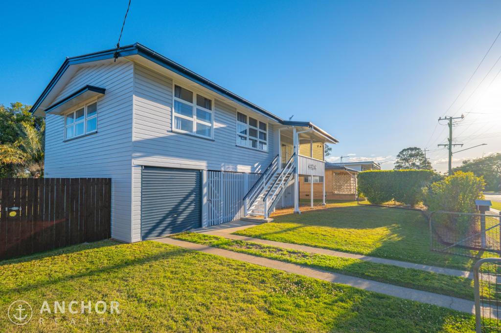 14 Leonard St, Southside, QLD 4570