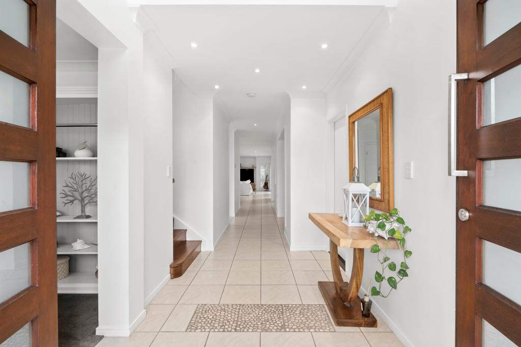 5 Sand Lane, Twin Waters, QLD 4564