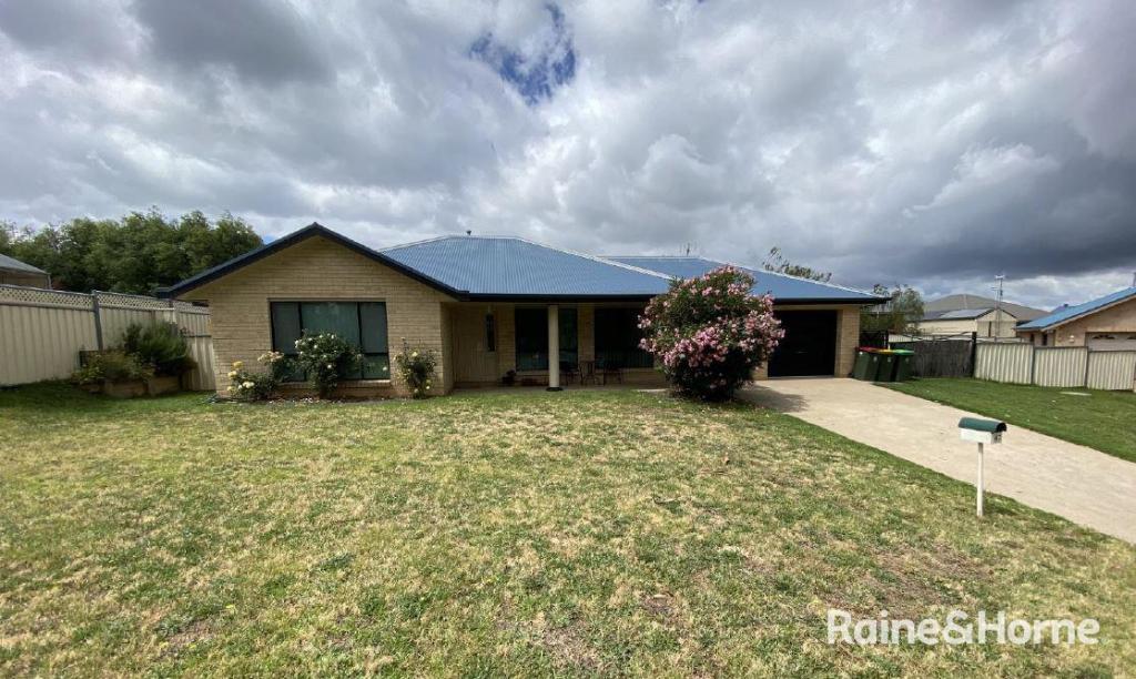 4 Thorpe Pl, Orange, NSW 2800