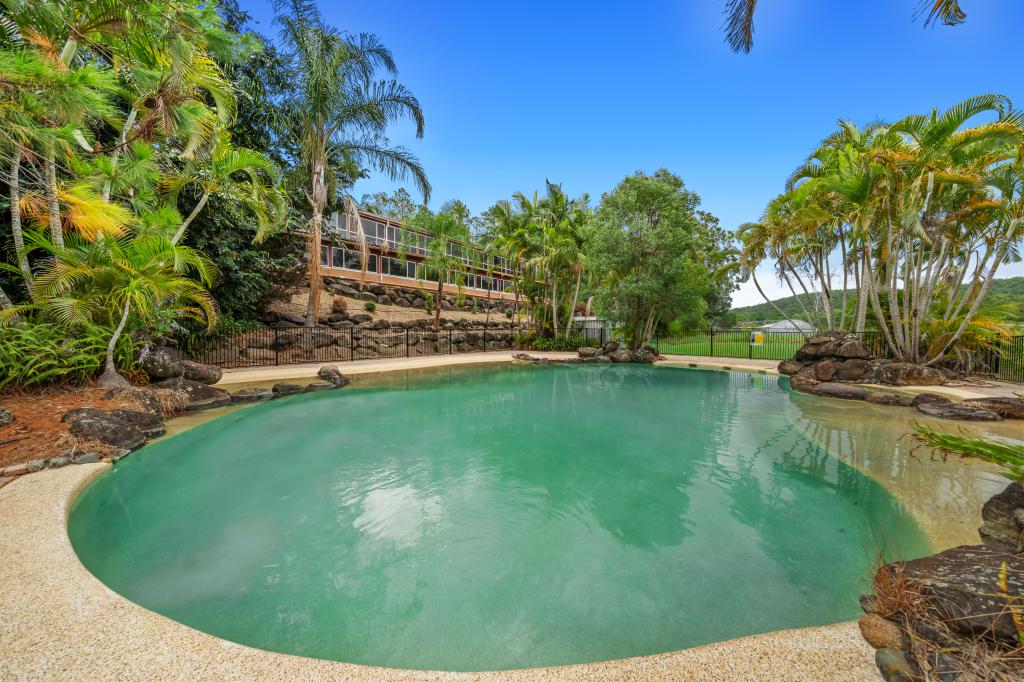 139 Clagiraba Rd, Clagiraba, QLD 4211