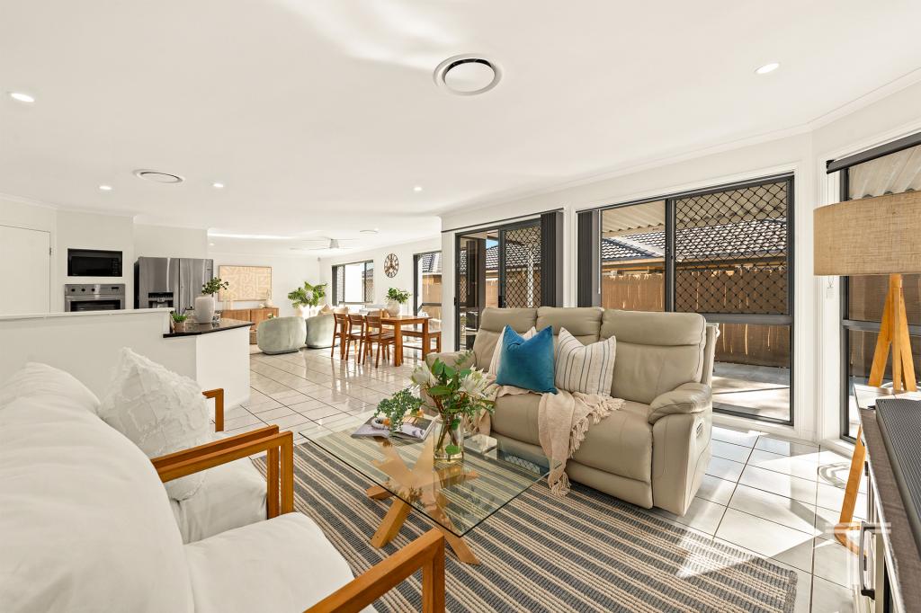 80 Coventry Cct, Carindale, QLD 4152