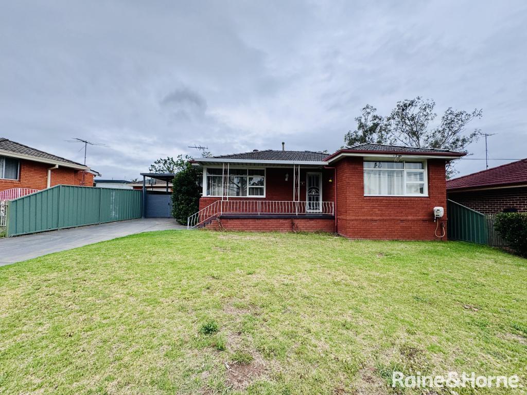 18 TALLAWARRA RD, LEUMEAH, NSW 2560