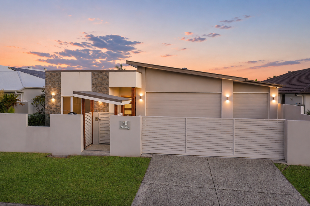 18 Hartley Cres, Pelican Waters, QLD 4551