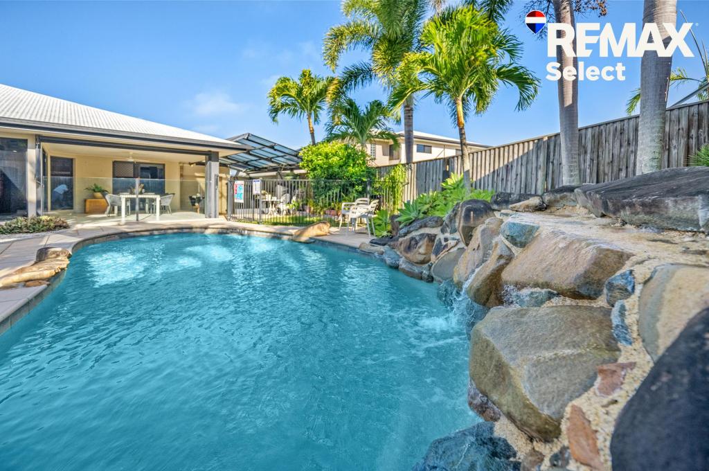 32 Botha St, Blacks Beach, QLD 4740
