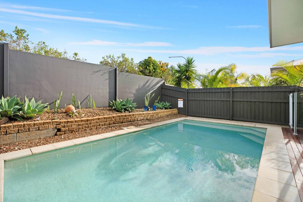 22 Honeyeater Cres, Peregian Springs, QLD 4573