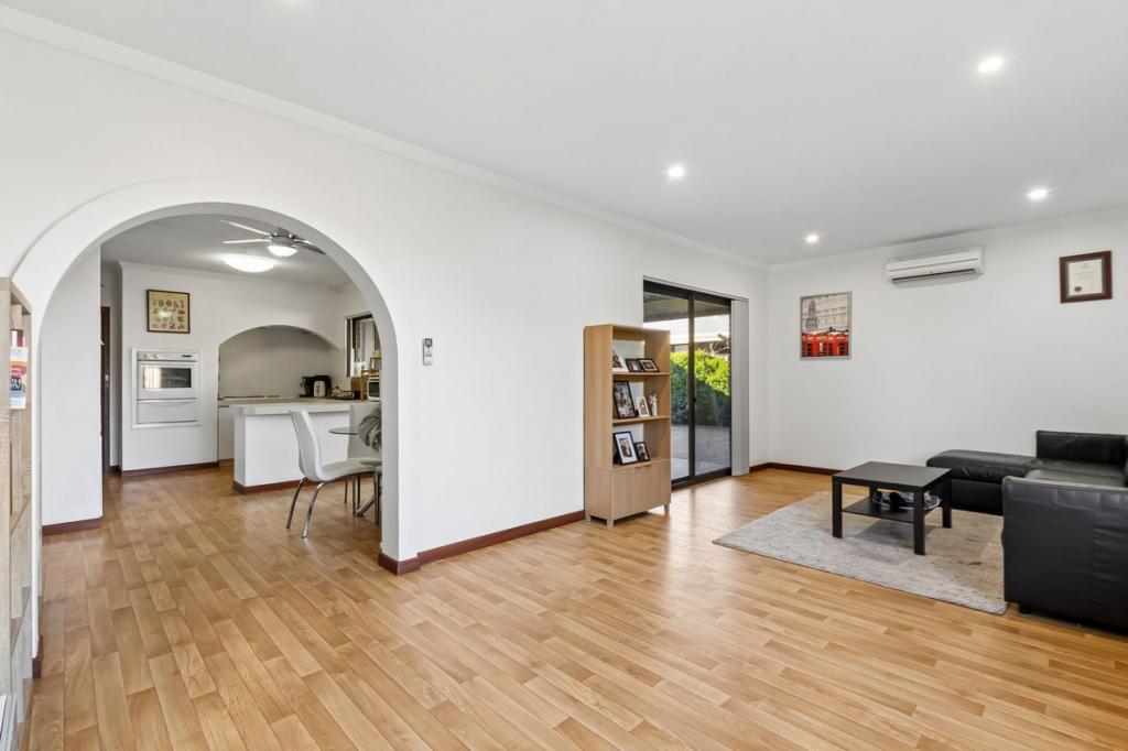 10 Farrell Pl, Noranda, WA 6062