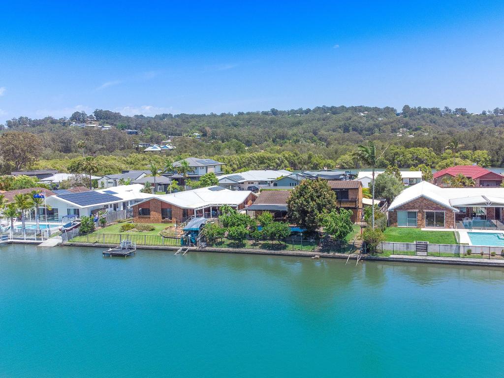 12 Chown Ave, Currumbin Waters, QLD 4223