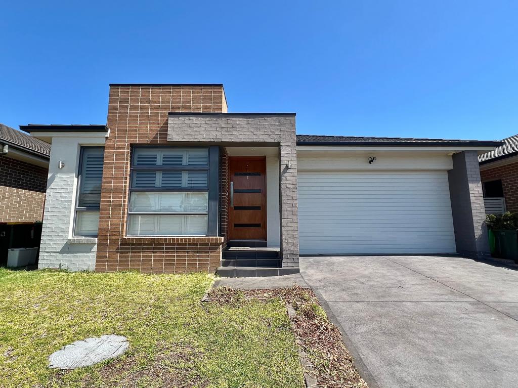 20 LEFFLER ST, ORAN PARK, NSW 2570