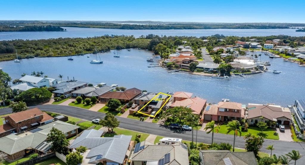 2/40 Acacia Cct, Yamba, NSW 2464