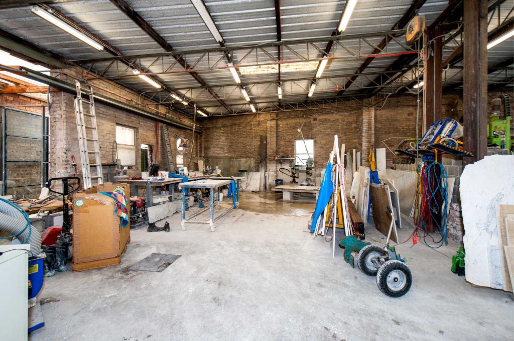 9 Tenterden Rd, Botany, NSW 2019