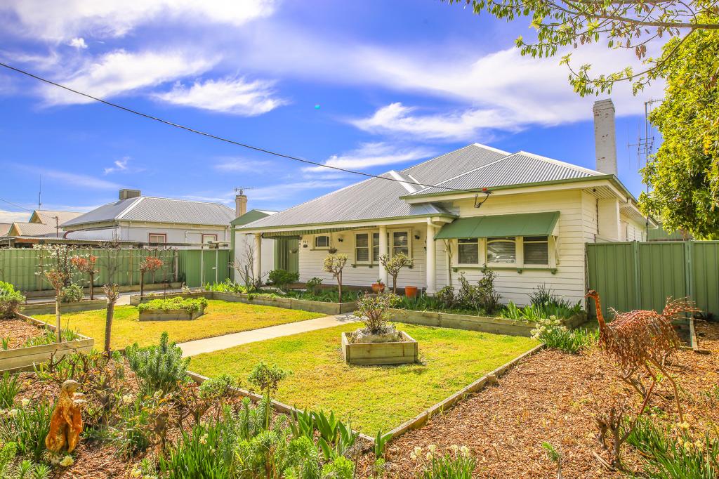 405 Harfleur St, Deniliquin, NSW 2710