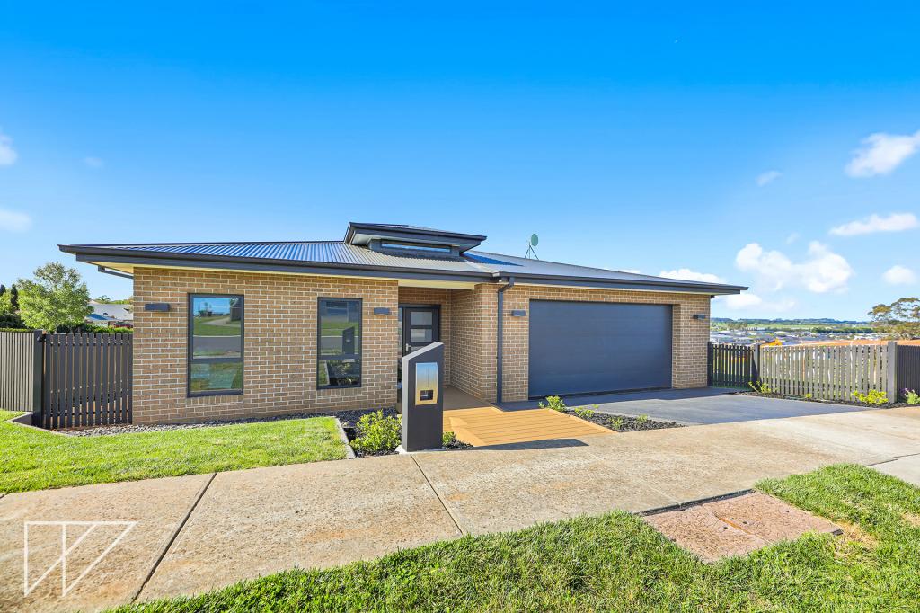 60 Twin Ranges Dr, Warragul, VIC 3820