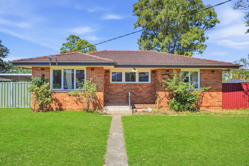 11 Torres Cres, Whalan, NSW 2770