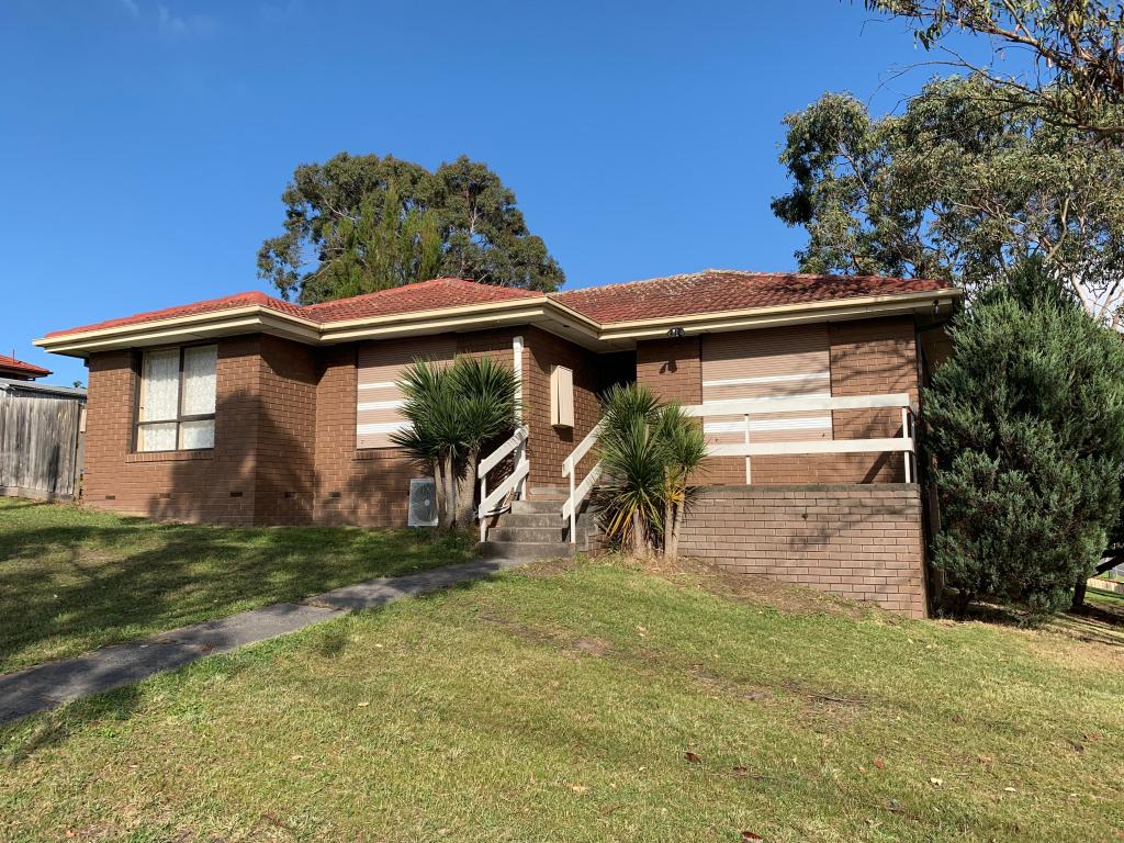 65 Essex Park Dr, Endeavour Hills, VIC 3802