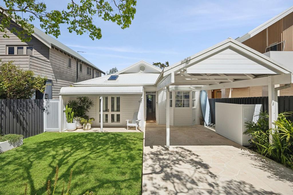 10 Wyuna Ave, Freshwater, NSW 2096