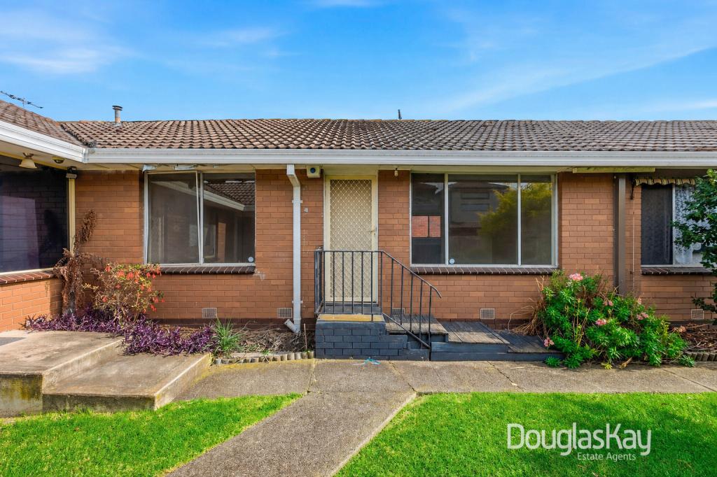 4/7-11 Henry St, St Albans, VIC 3021