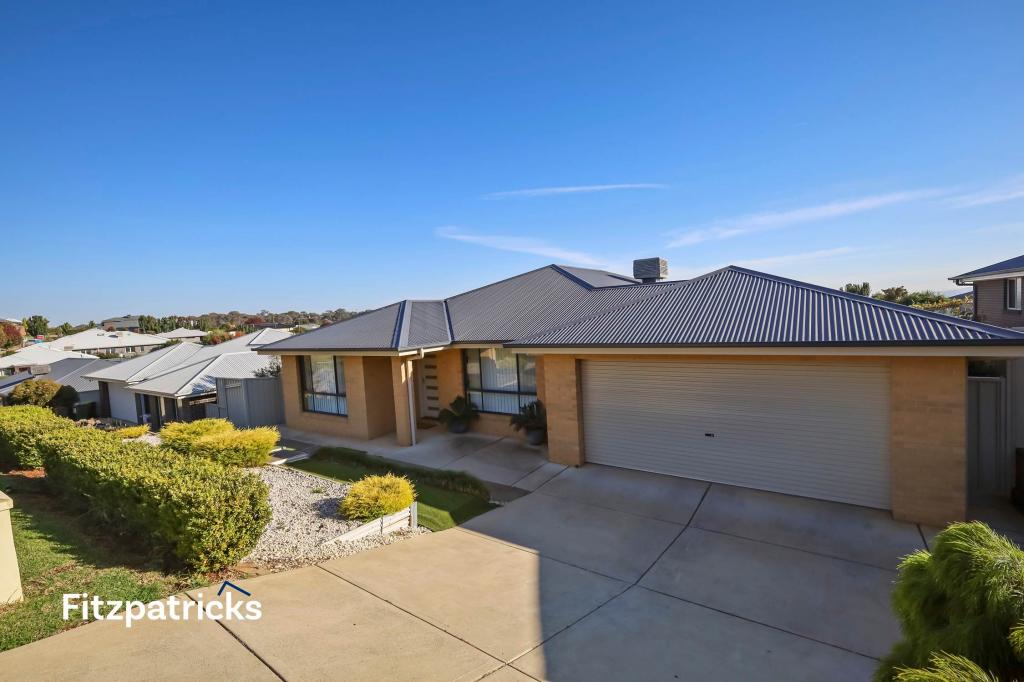 39 Clifton St, Bourkelands, NSW 2650