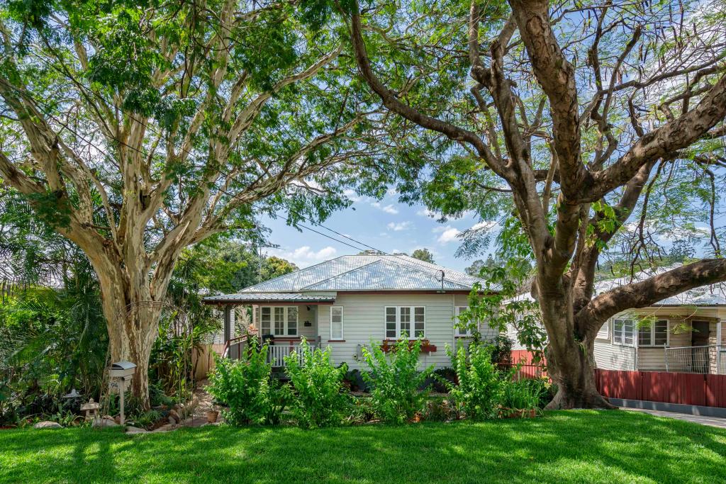 94 Goodwin Tce, Moorooka, QLD 4105