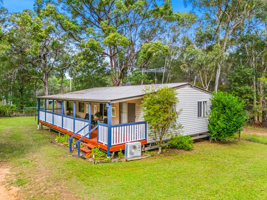 9 Flamingo St, Russell Island, QLD 4184