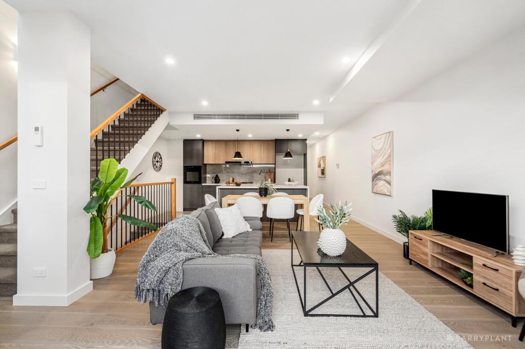 4/30 Churchill St, Doncaster East, VIC 3109