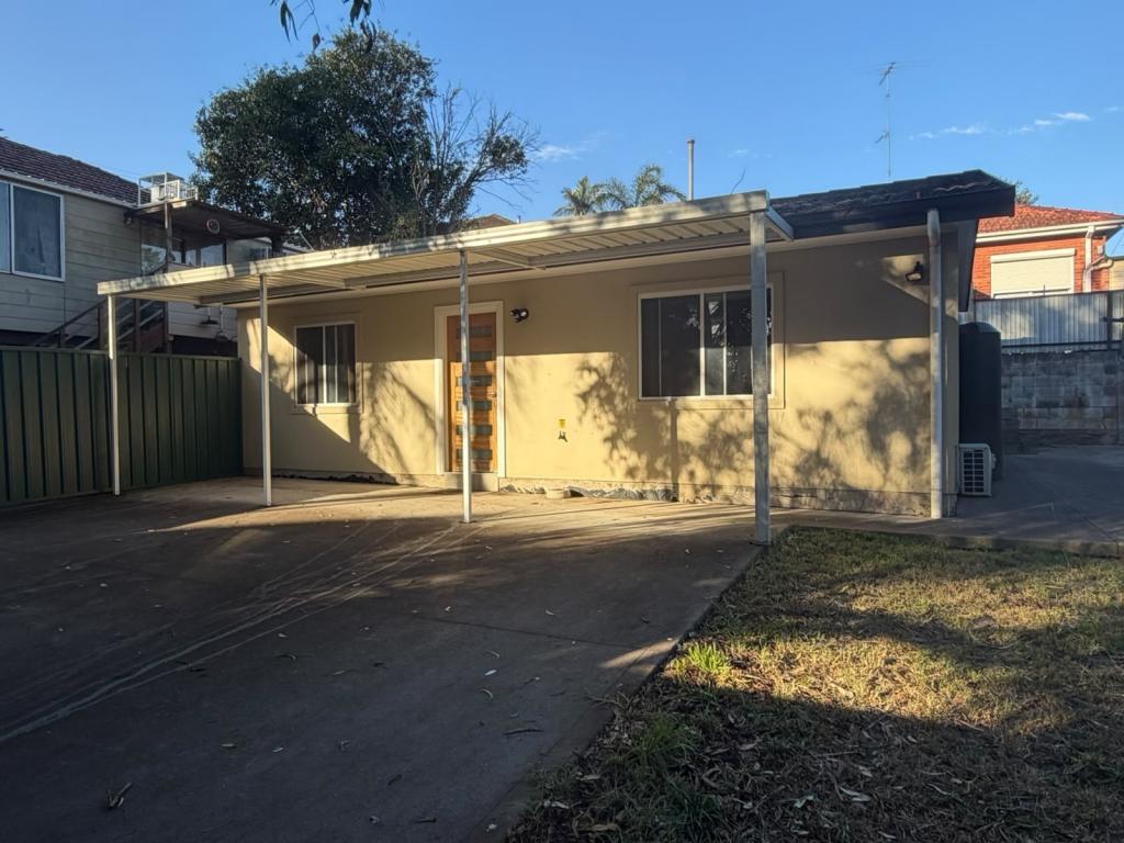 10a Tuncoee Rd, Villawood, NSW 2163