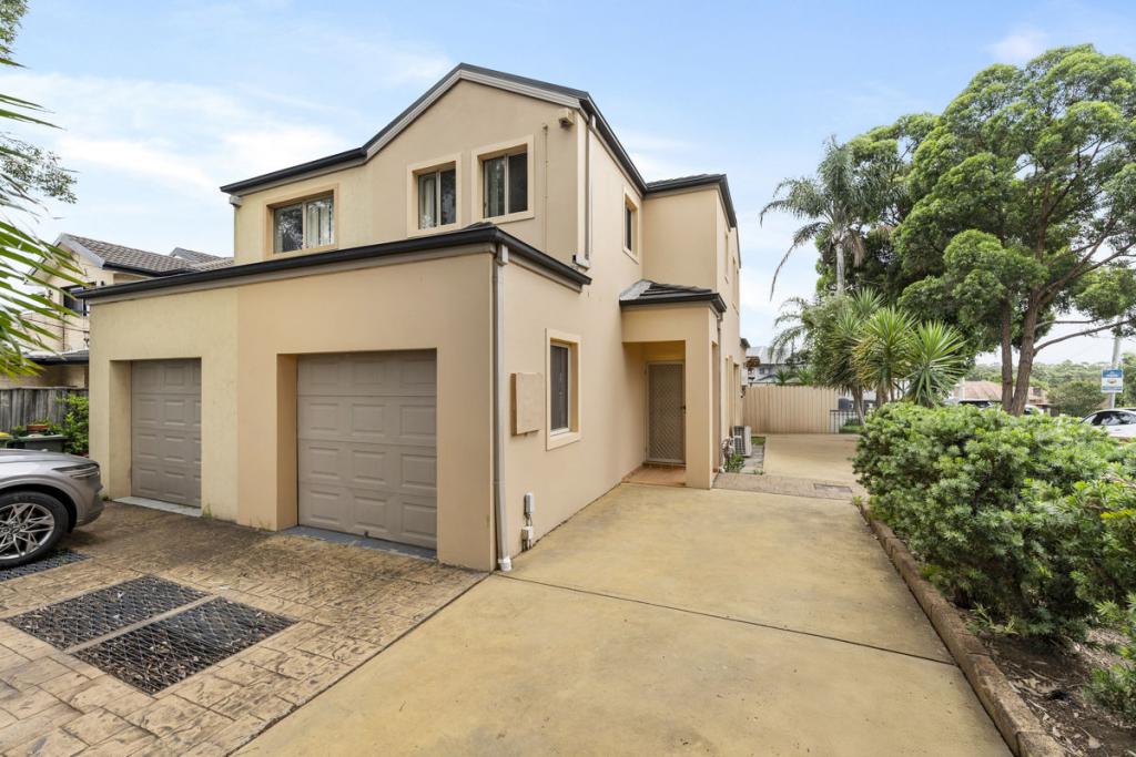 122a Burnett St, Merrylands, NSW 2160