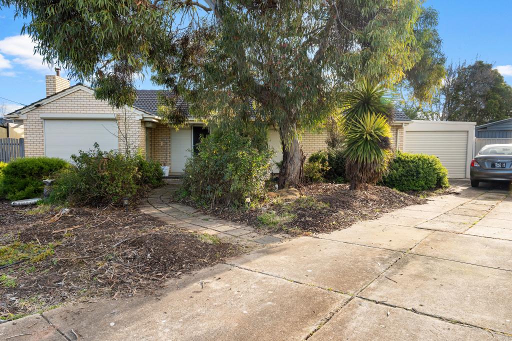 8 Chapel Rd, Para Vista, SA 5093