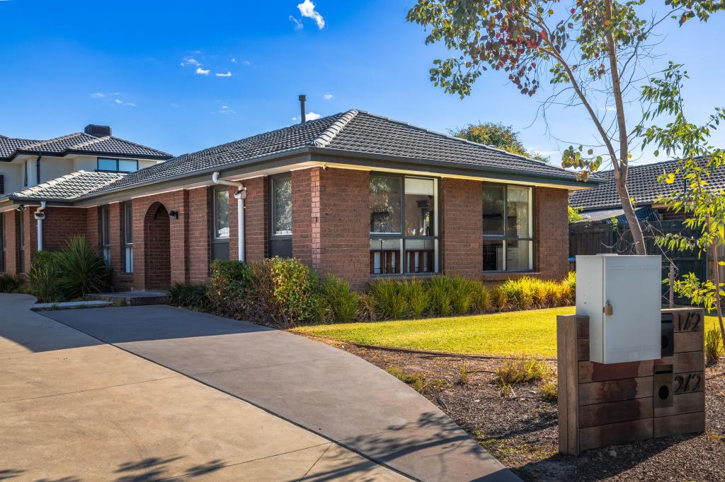 1/2 Barbican Ct, Rowville, VIC 3178