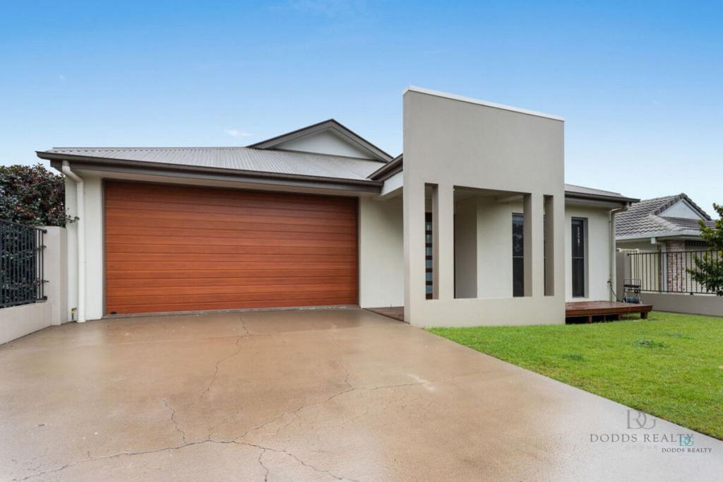 11 Karnak Ct, Camira, QLD 4300