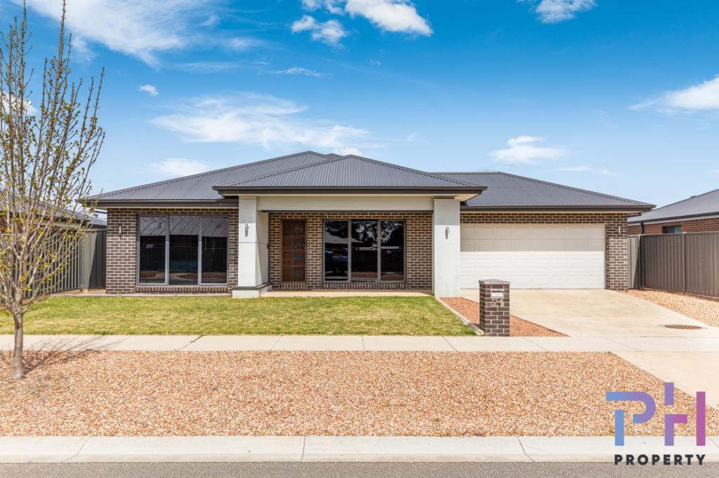 21 DORSET DR, MARONG, VIC 3515