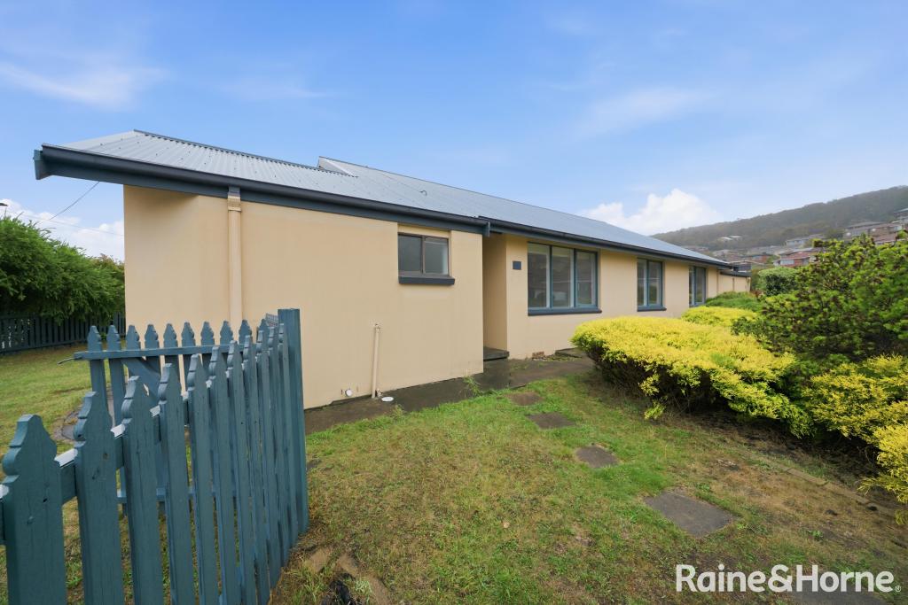 57 Shoreline Dr, Howrah, TAS 7018