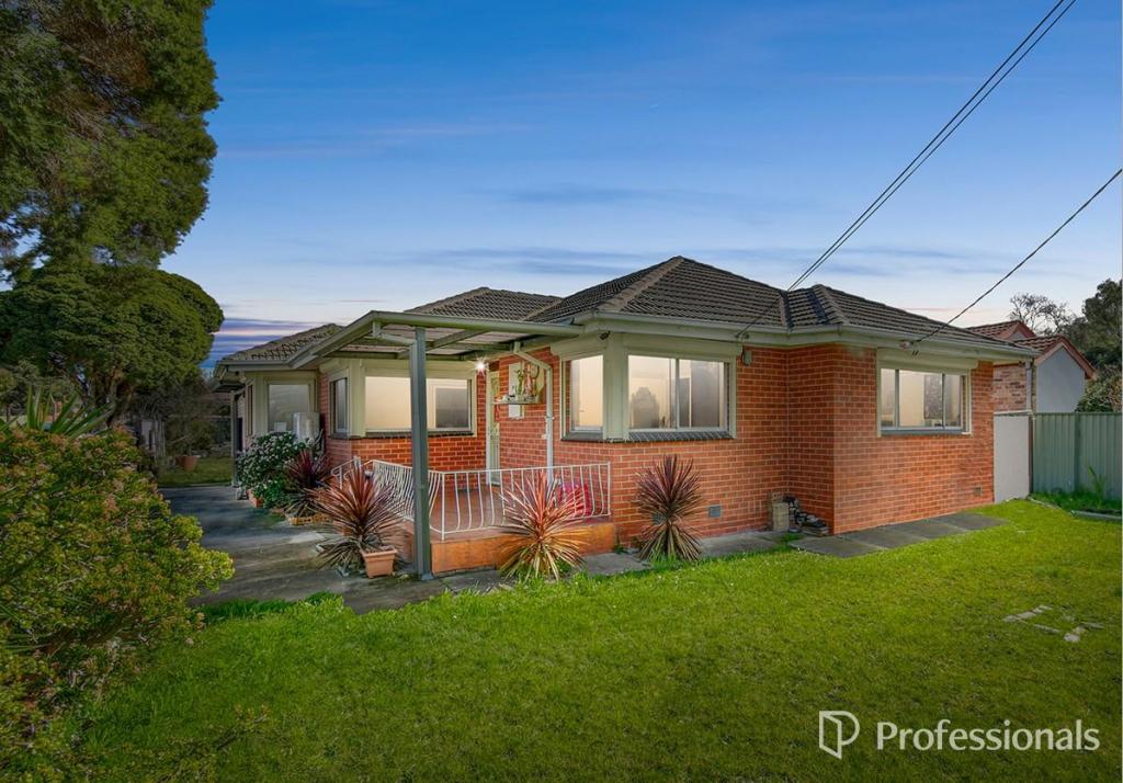 16 Lucian Ave, Springvale, VIC 3171
