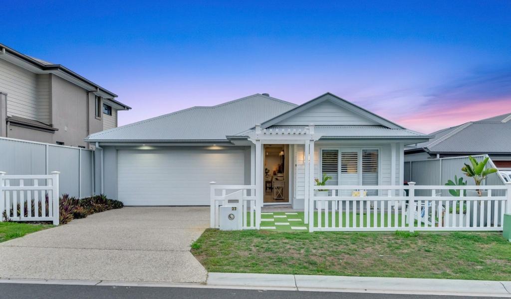 33 Garden Rd, Greenbank, QLD 4124