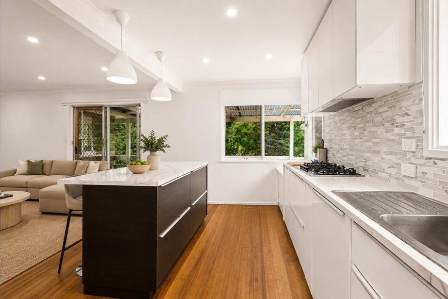 24 Orrong Rd, Mooroolbark, VIC 3138