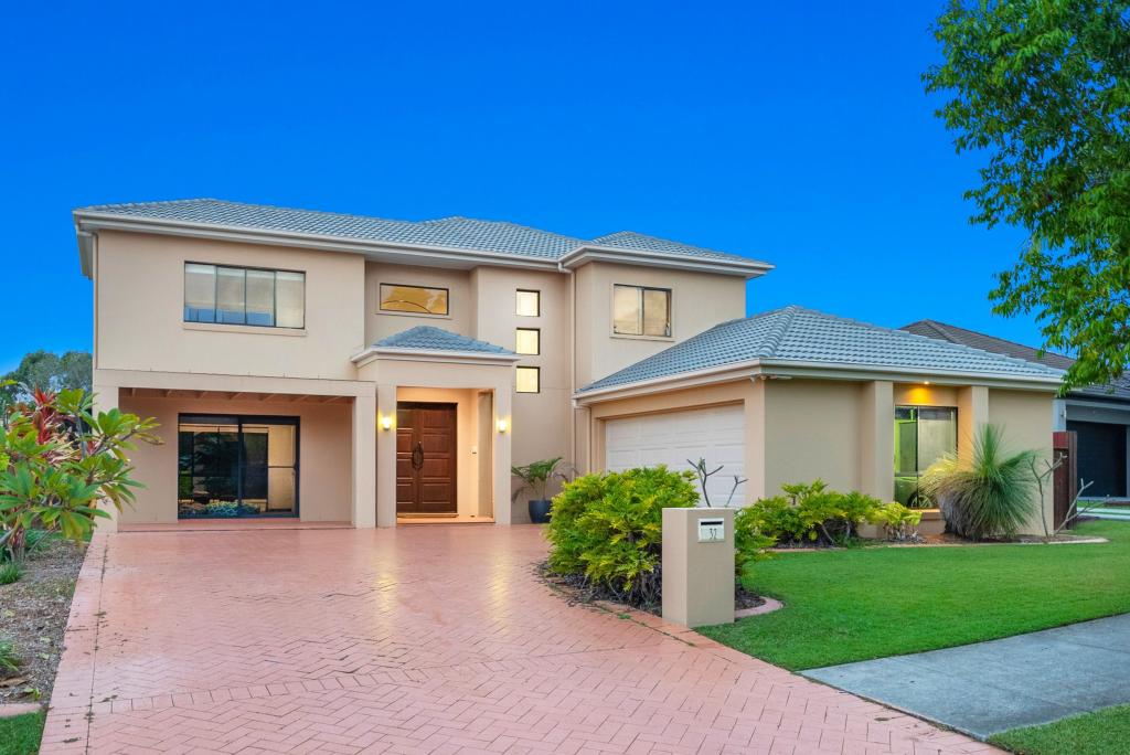 32 SANDPIPER AVE, NORTH LAKES, QLD 4509