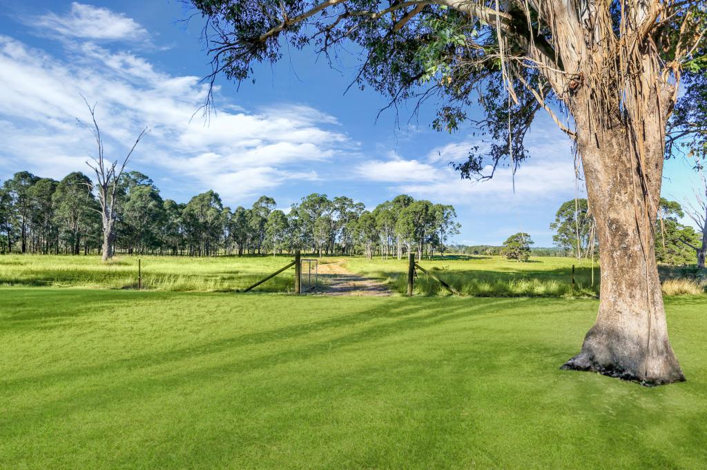 326 FAIREY RD, SOUTH WINDSOR, NSW 2756