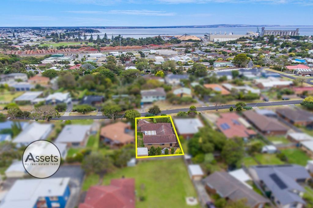 9 Waterford Ave, Portland, VIC 3305