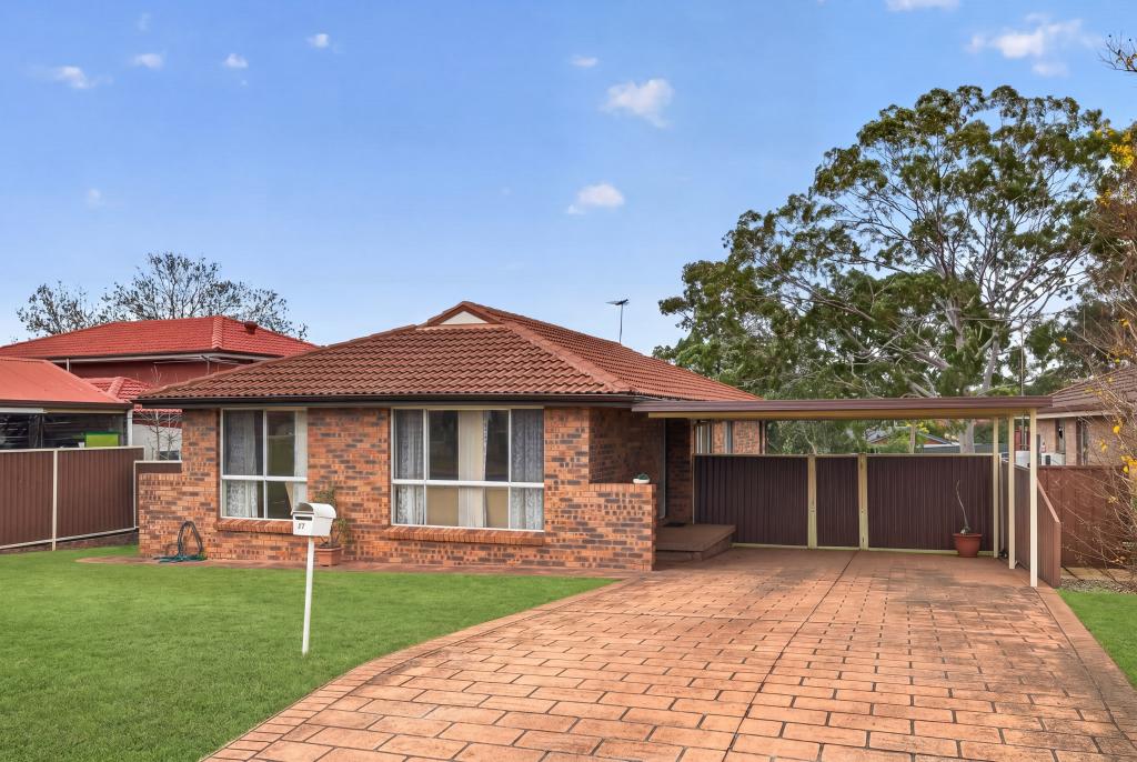 17 Garrick Rd, St Clair, NSW 2759