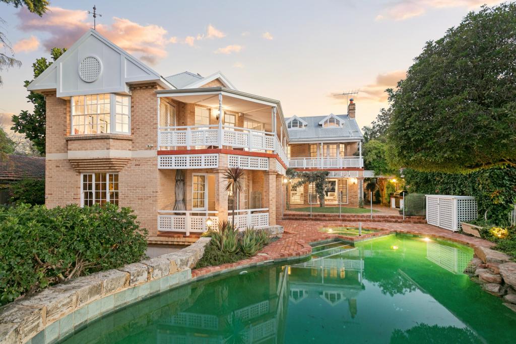 4 Kathryn Cres, Dalkeith, WA 6009