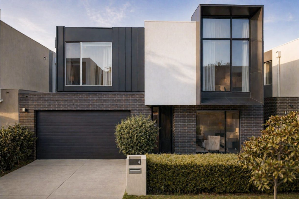 4 Moreton Cl, Kew, VIC 3101