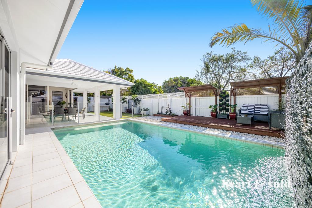 18 Madagascar Ct, Parrearra, QLD 4575