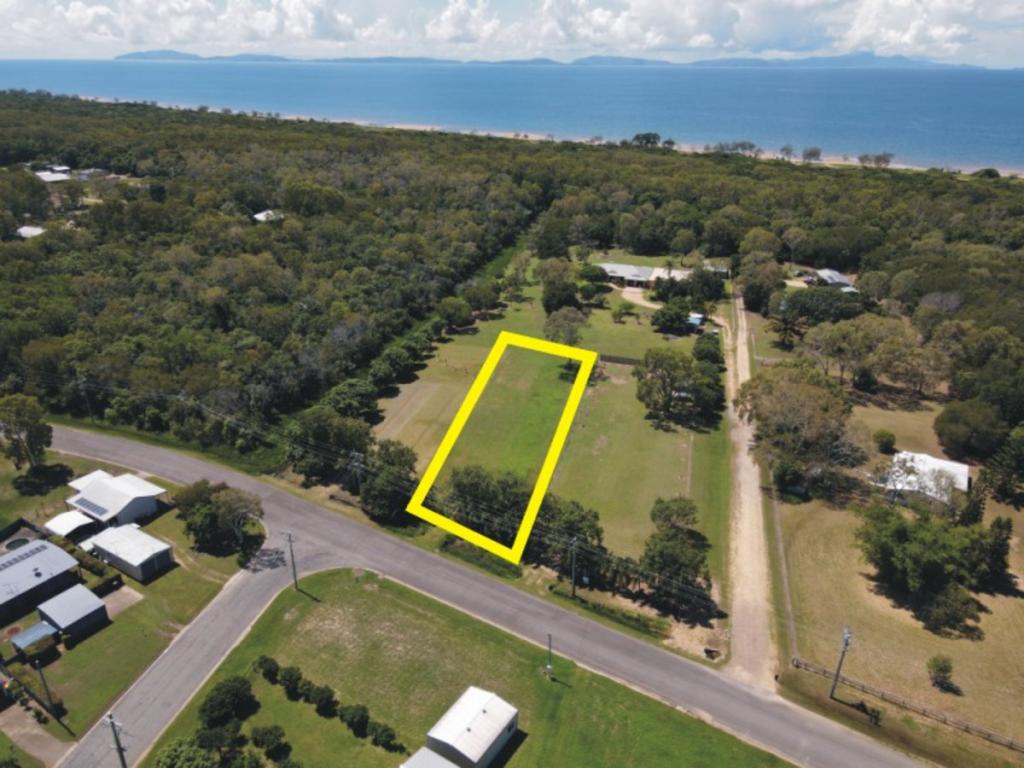 78 BEATTS RD, FORREST BEACH, QLD 4850
