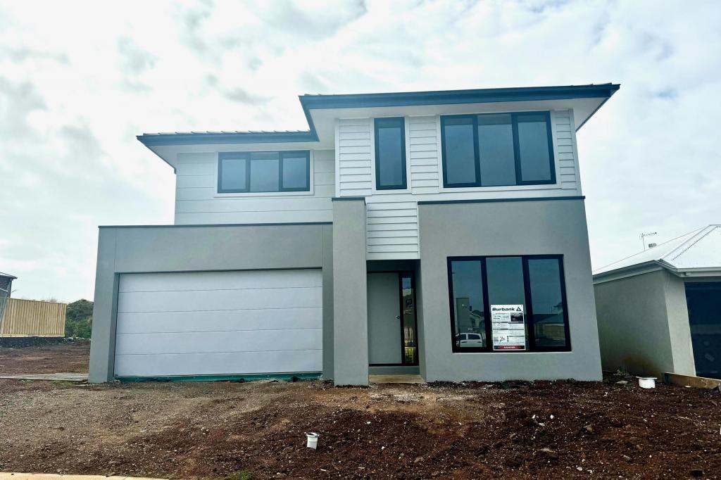 10 Calderas Rd, Deanside, VIC 3336