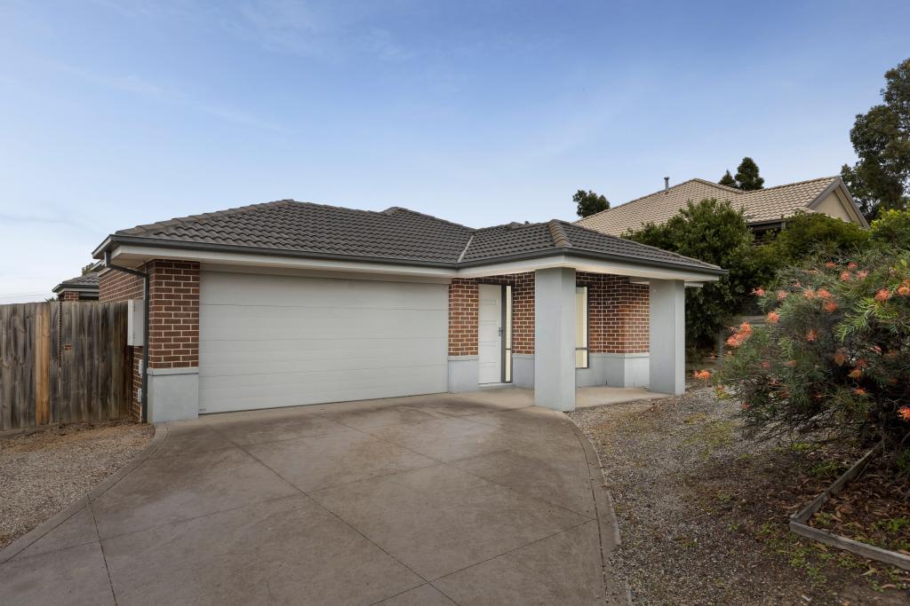 4 Raine Ct, Sunbury, VIC 3429