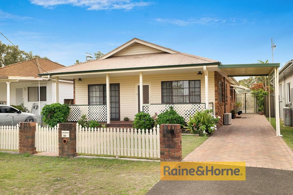 35 Birdwood Ave, Umina Beach, NSW 2257