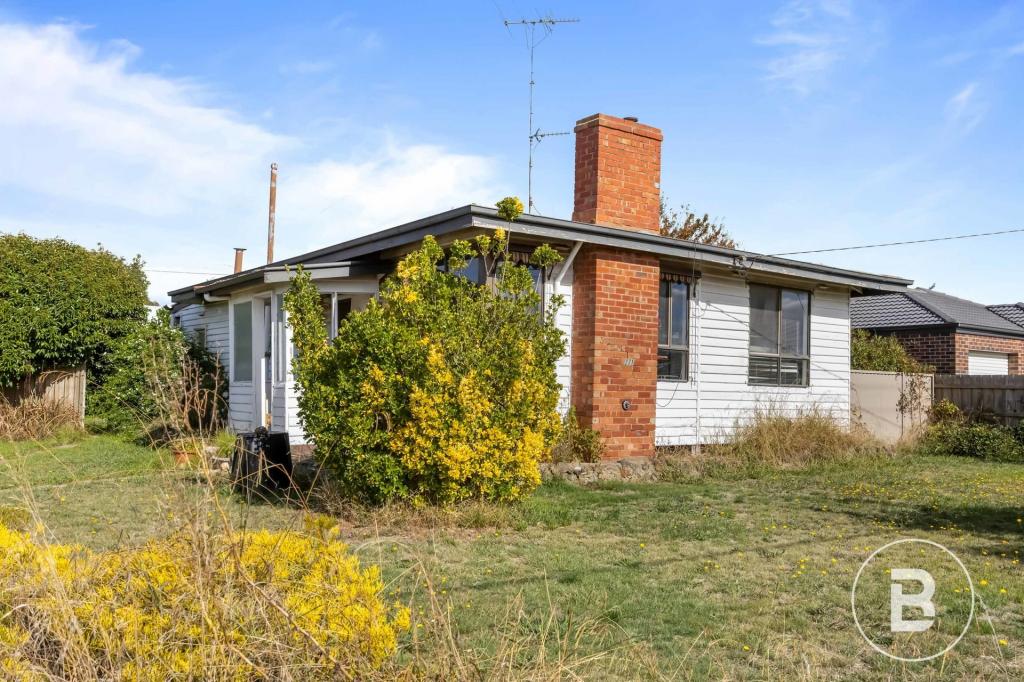 1271 Grevillea Rd, Wendouree, VIC 3355