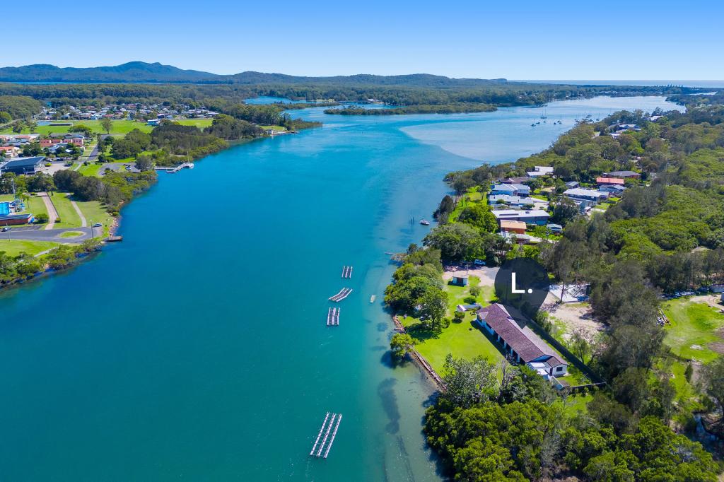 2 BAY ST, DUNBOGAN, NSW 2443