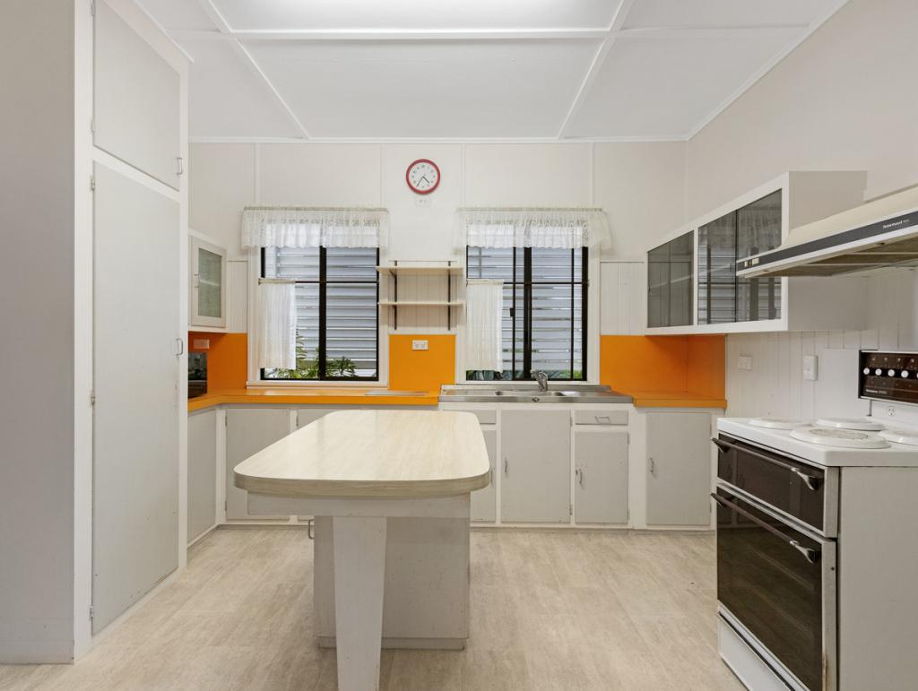 14 Robinson St, Maryborough, QLD 4650