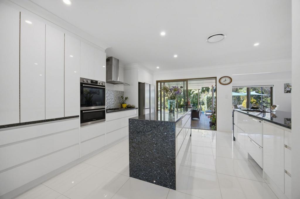 2 Timbertop Ct, Capalaba, QLD 4157